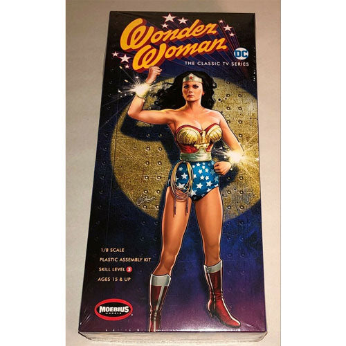 Wonder Woman Plastic Kit 1:8 Scale