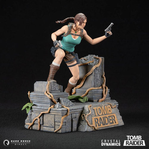 Tomb Raider Lara Croft PVC Statue